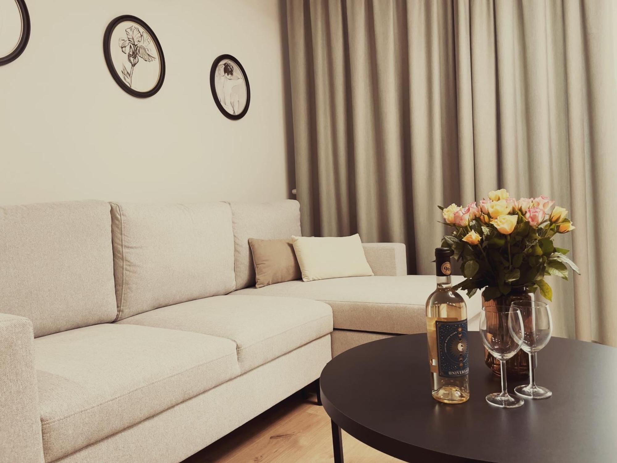 Finezja Apartment With Private Parking Torun Exterior photo